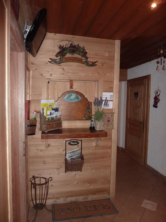 La Perdrix Blanche Hotell Châtel Exteriör bild