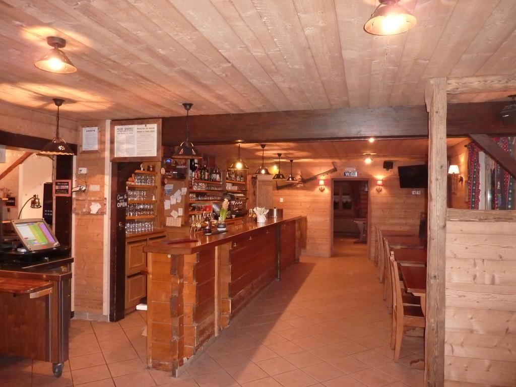 La Perdrix Blanche Hotell Châtel Exteriör bild